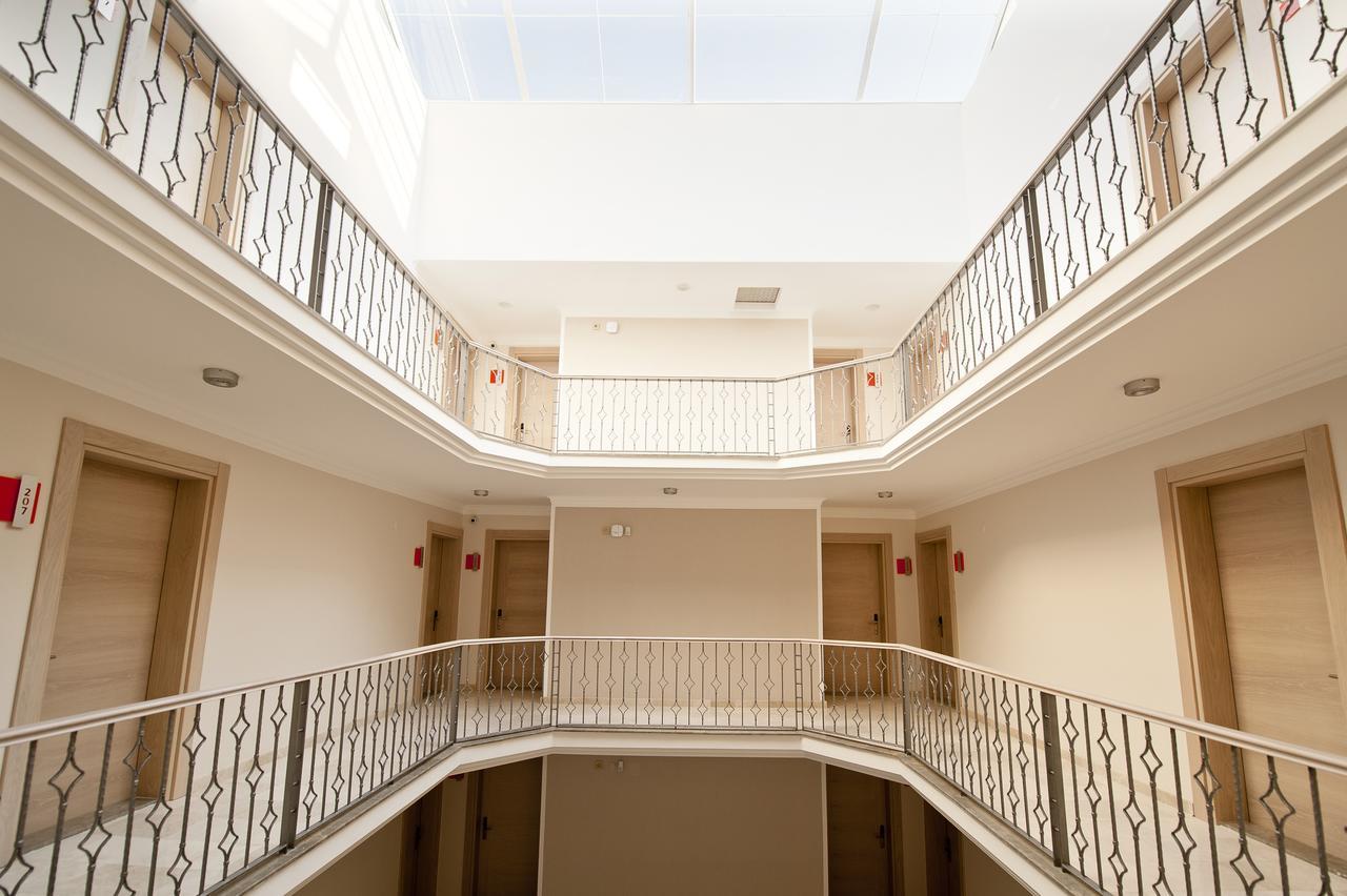 Atrium Apart Otel Altinyunus Luaran gambar