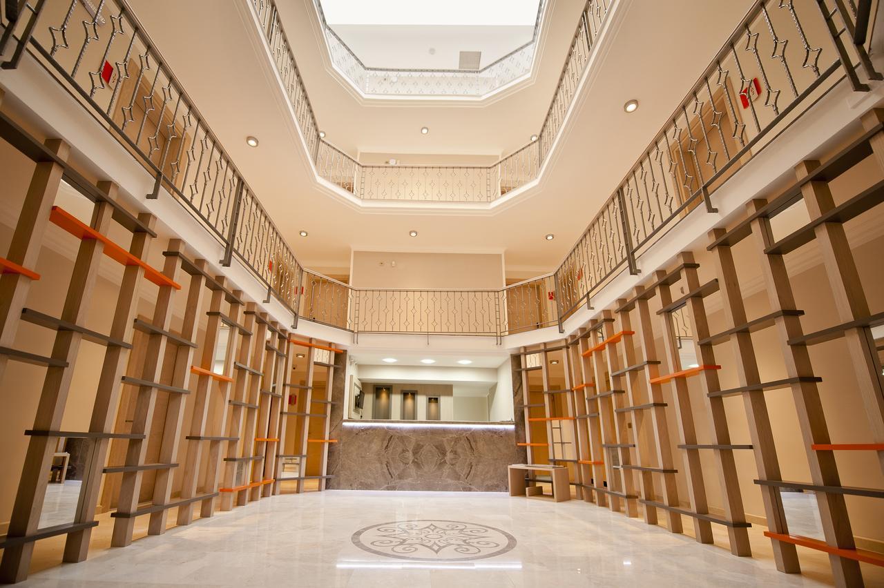 Atrium Apart Otel Altinyunus Luaran gambar